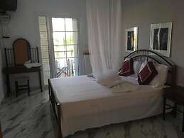 Villa Askamnia and Suites