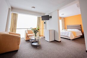 Hotel San Felipe Suites
