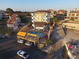 Senar Naz Otel
