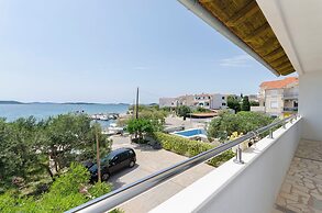 Apartment Ante