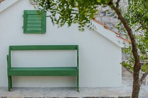 House Mia