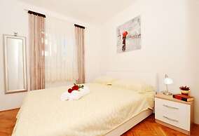 Apartments Nina