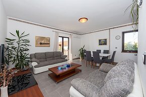 Apartments Snjezana
