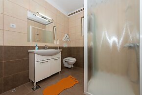 Apartments Snjezana