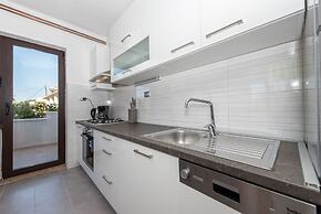 Apartments Snjezana