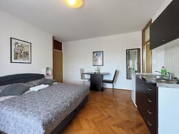 Apartments Ivona