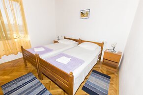 Apartment Tina