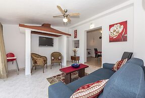 Bungalow Small House