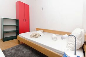 Apartments and Rooms Mladen