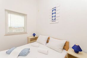 Apartments and Rooms Mladen