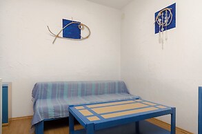 Apartments and Rooms Mladen