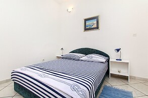 Apartments Kirigin