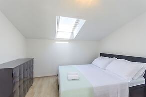 Apartment Srima