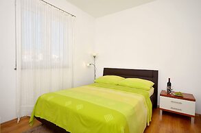 Apartment Srima