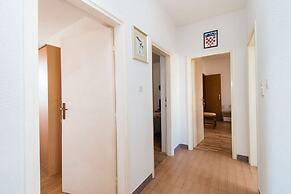 Apartment Center and Beach