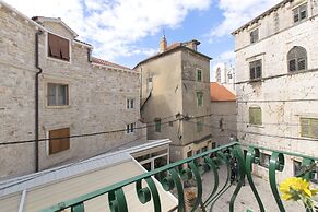 Apartment Nikolina Old Town