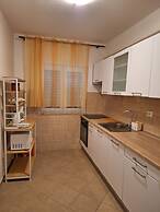 Apartments Mira