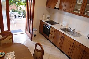 Apartments Mira