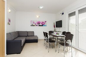 Apartments Lenija