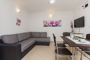 Apartments Lenija
