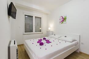 Apartments Lenija