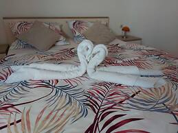Apartments Karlo