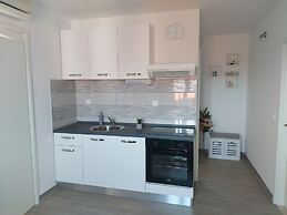 Apartments Karlo