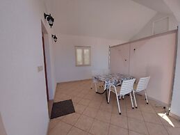 Apartments Karlo