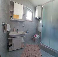 Apartments Karlo