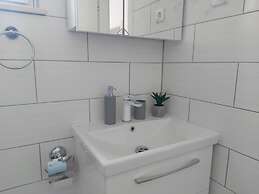 Apartments Karlo