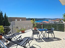 Apartments Rada