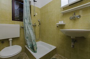Apartments Rada