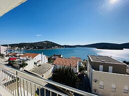 Apartments Rada