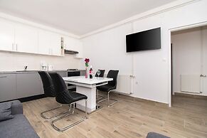 Apartments Rada