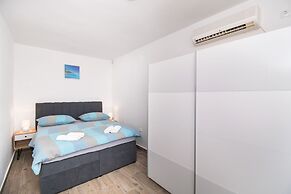 Apartments Rada