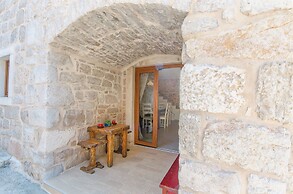 House Stone House Island Prvic