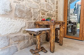 House Stone House Island Prvic