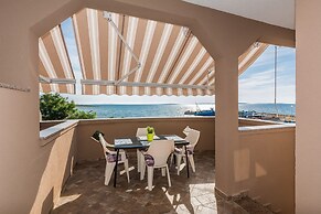 Apartments Hidden Beach Gem