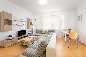 Apartments Maja