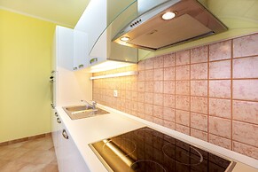 Apartments Maja