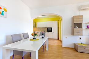 Apartments Maja