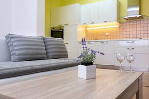 Apartments Maja