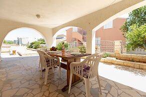 Apartments Maja