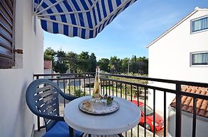 Apartments and Rooms Bepina