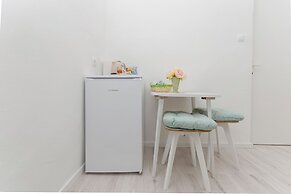 Apartments and Rooms Bepina