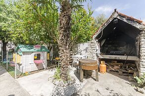 Apartments and Rooms Bepina