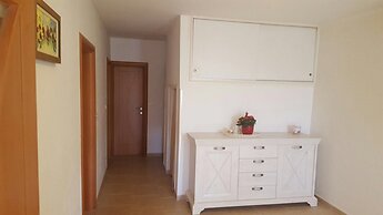 Apartments Luka