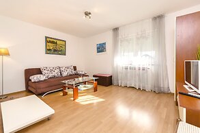 Apartment Violet