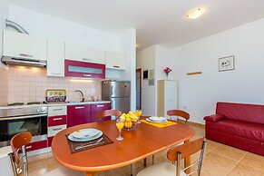 Apartments Ivan Sea View Lun