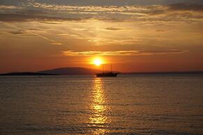 Apartments Ivan Sea View Lun